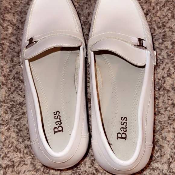 Bass Classic White Leather Loafers - Picture 3 of 5